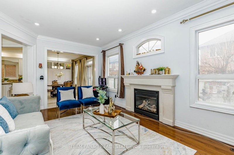 19 Valleycreek Brampton,ON L6P 2B7 — Photo 15