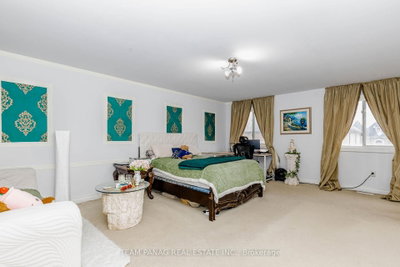 19 Valleycreek Brampton,ON L6P 2B7 — Photo 17