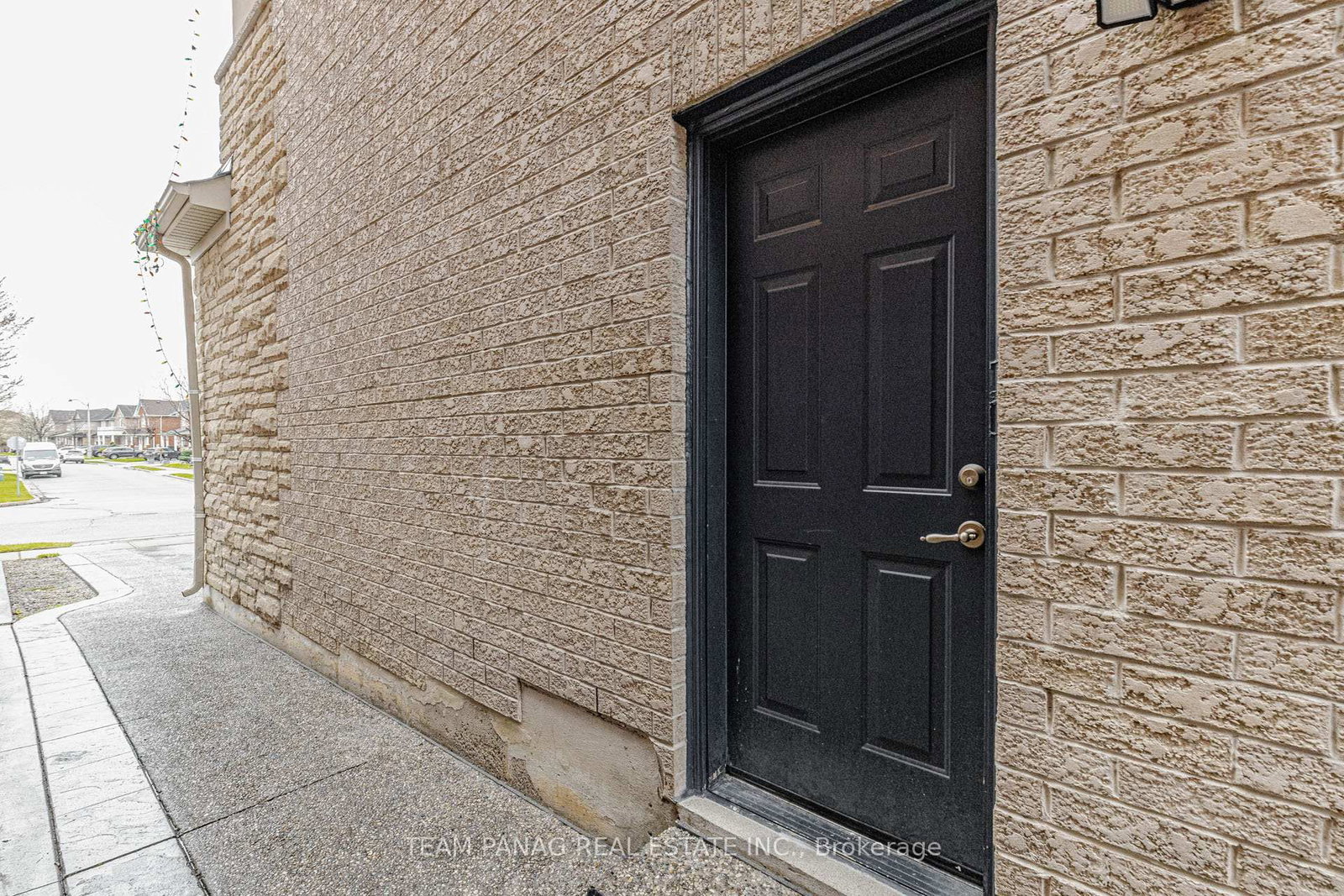 19 Valleycreek Drive • Brampton, ON photo 31