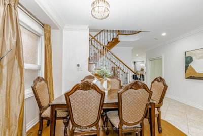 19 Valleycreek Drive • Brampton, ON photo 6