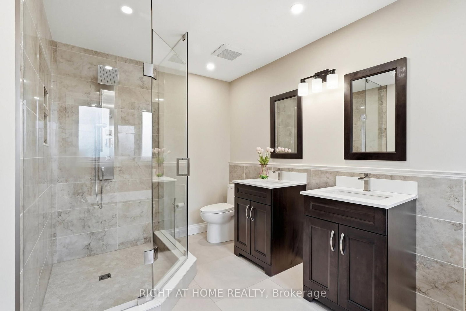 2121 Pinevalley Crescent • Oakville, ON photo 23