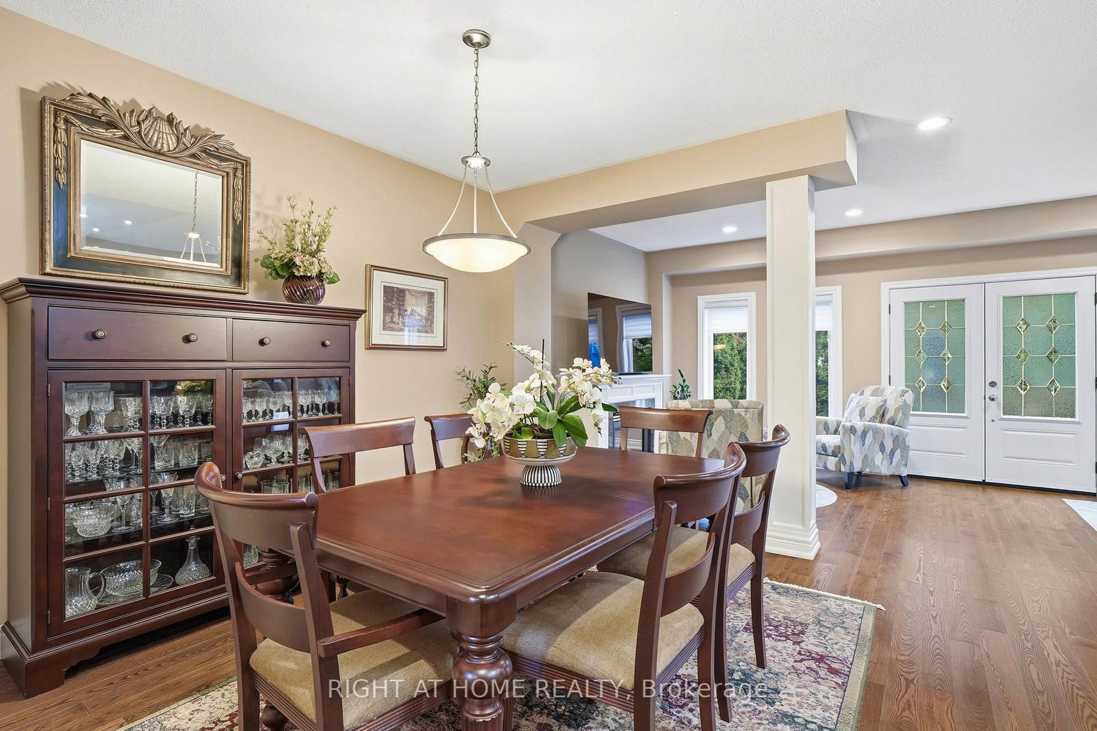 2121 Pinevalley Crescent • Oakville, ON photo 6