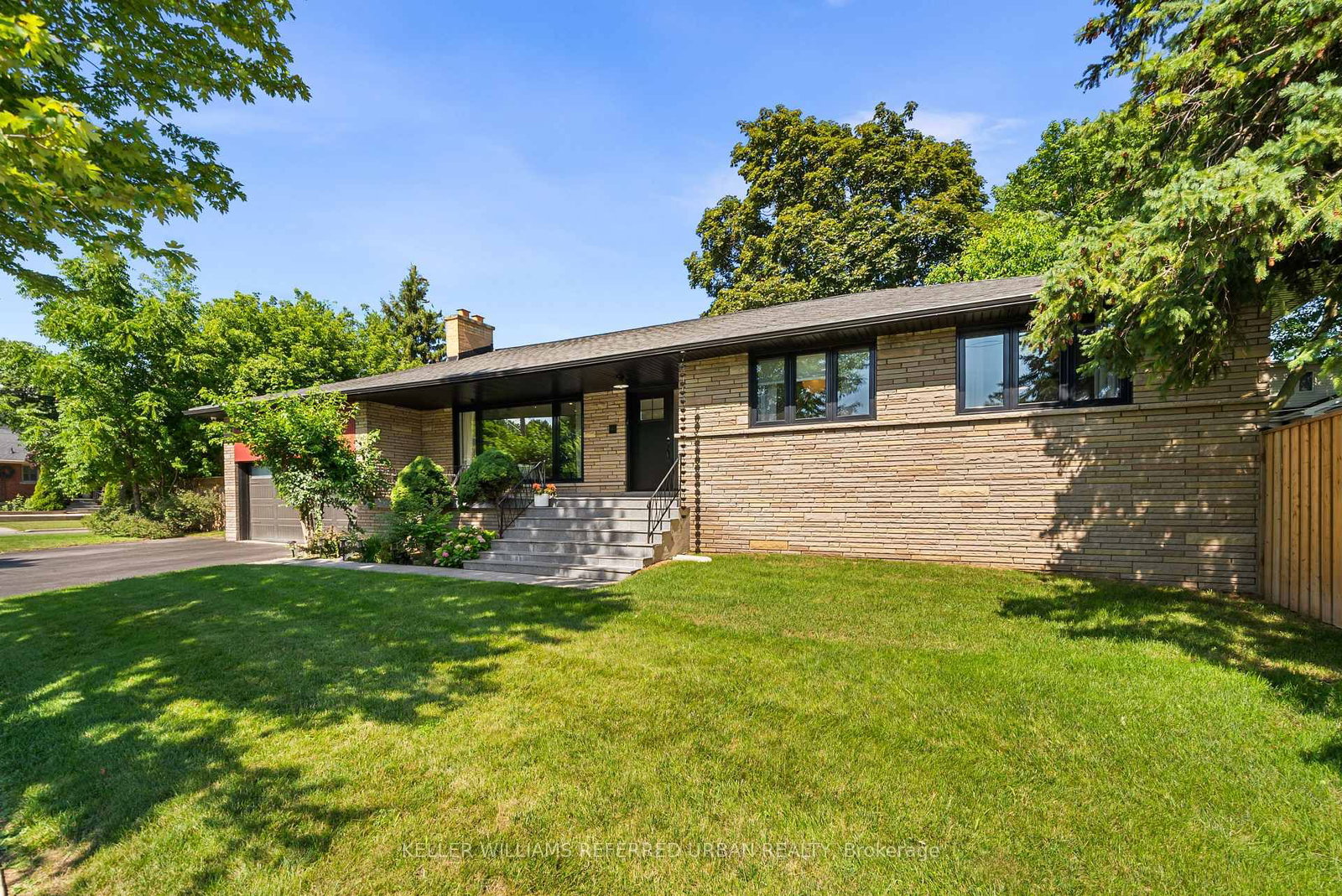115 Bonnyview Drive • Toronto, ON photo 22