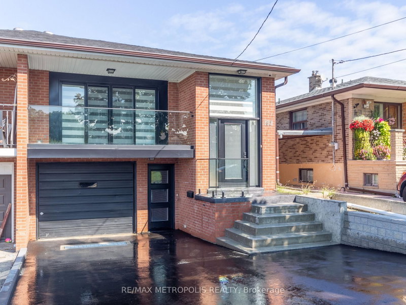 Upper - 62 Davelayne Road