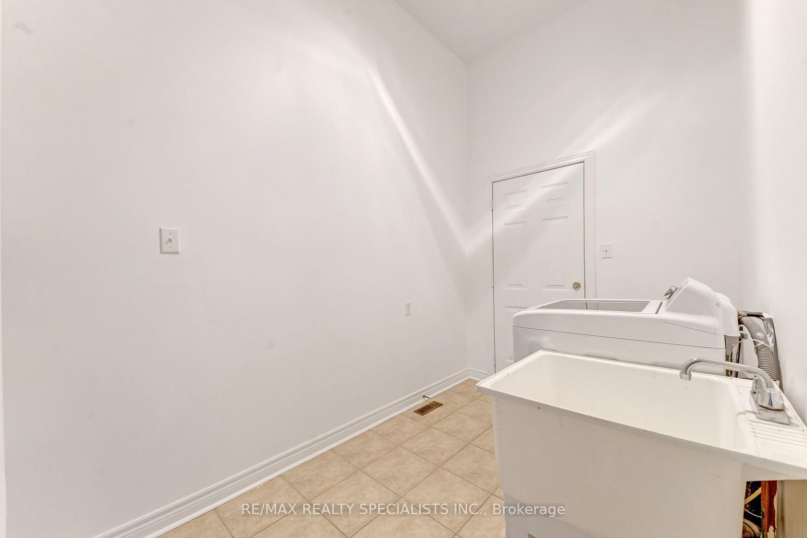 59 Masters Green Crescent • Brampton, ON photo 30