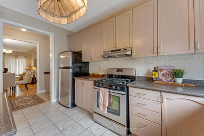 59 Masters Green Crescent • Brampton, ON photo 9