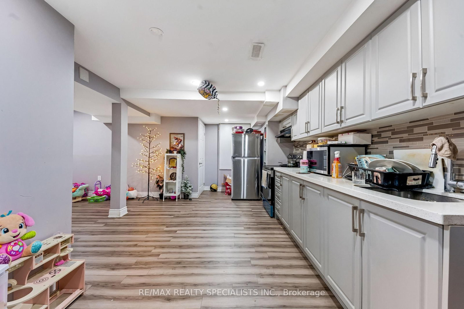 1 Boothill Drive • Brampton, ON photo 28