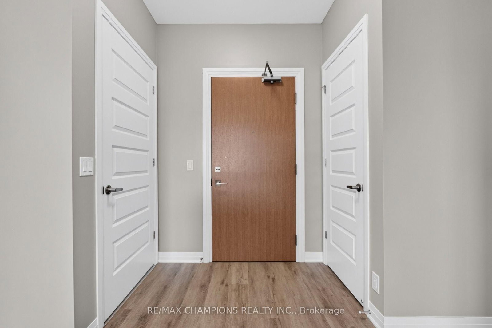 128 Grovewood Common • #308 • Oakville, ON photo 11