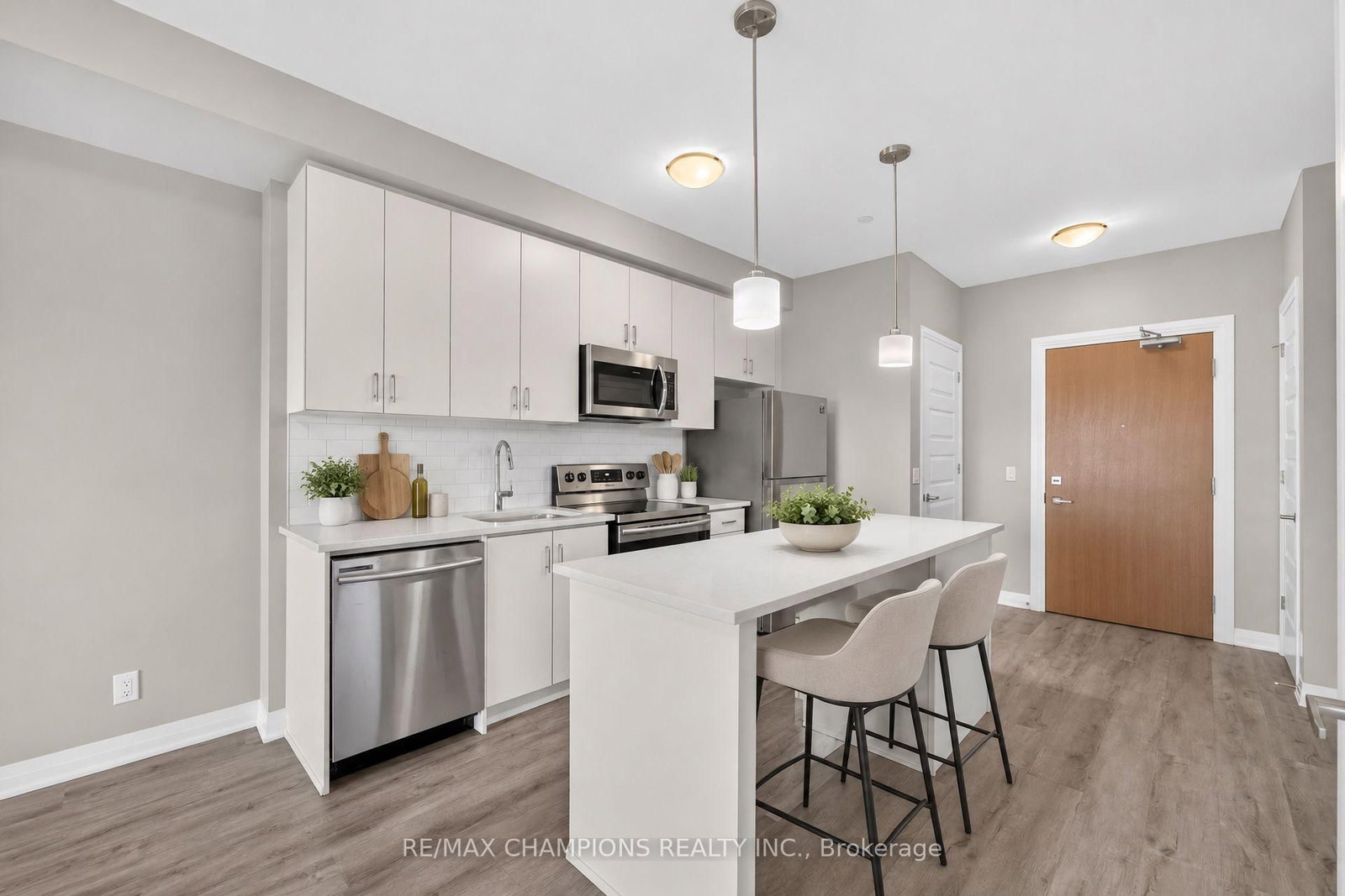 128 Grovewood Common • #308 • Oakville, ON photo 12