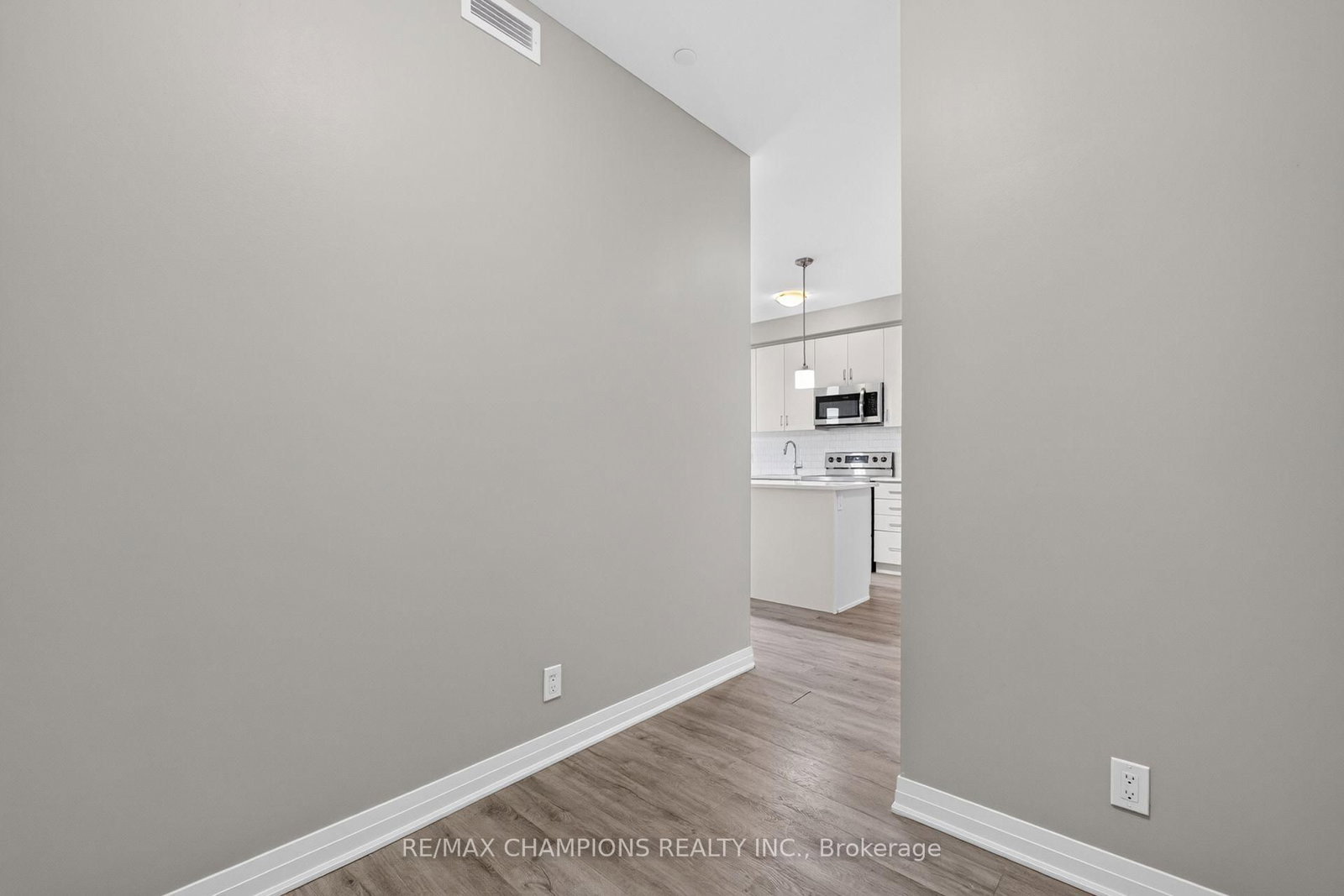128 Grovewood Common • #308 • Oakville, ON photo 27