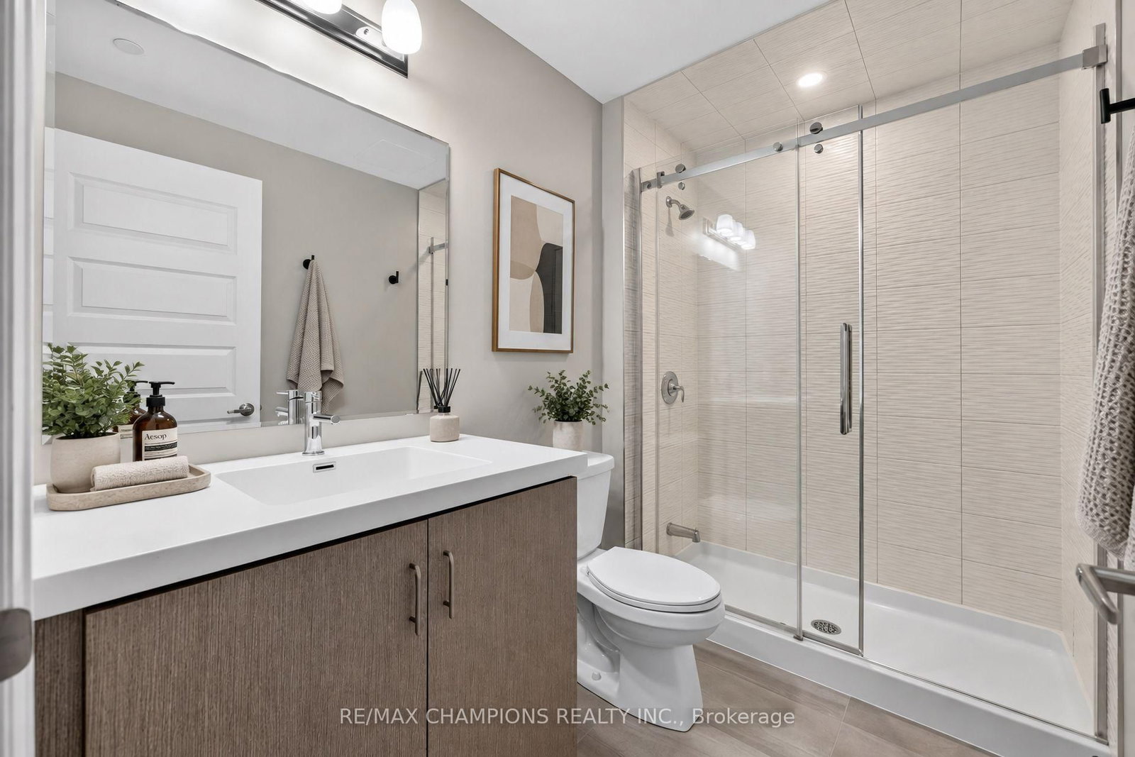 128 Grovewood Common • #308 • Oakville, ON photo 32