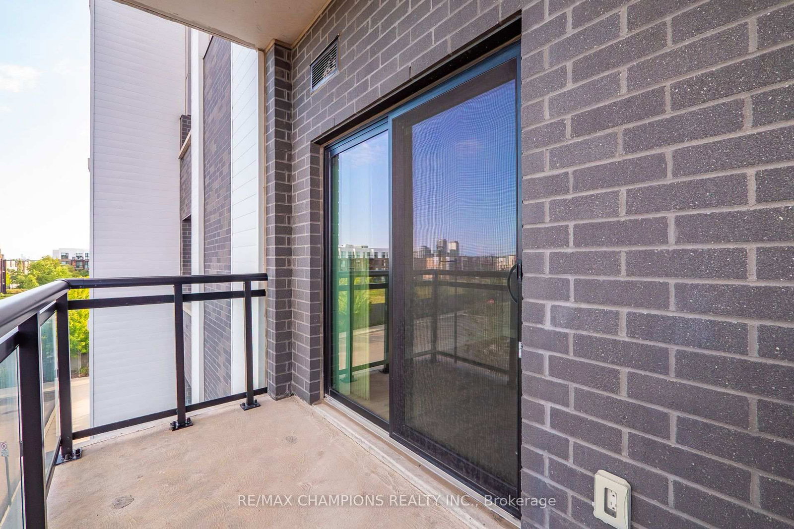 128 Grovewood Common • #308 • Oakville, ON photo 36