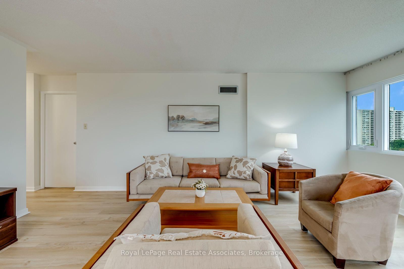 1580 Mississauga Valley Boulevard • #1202 • Mississauga, ON photo 12