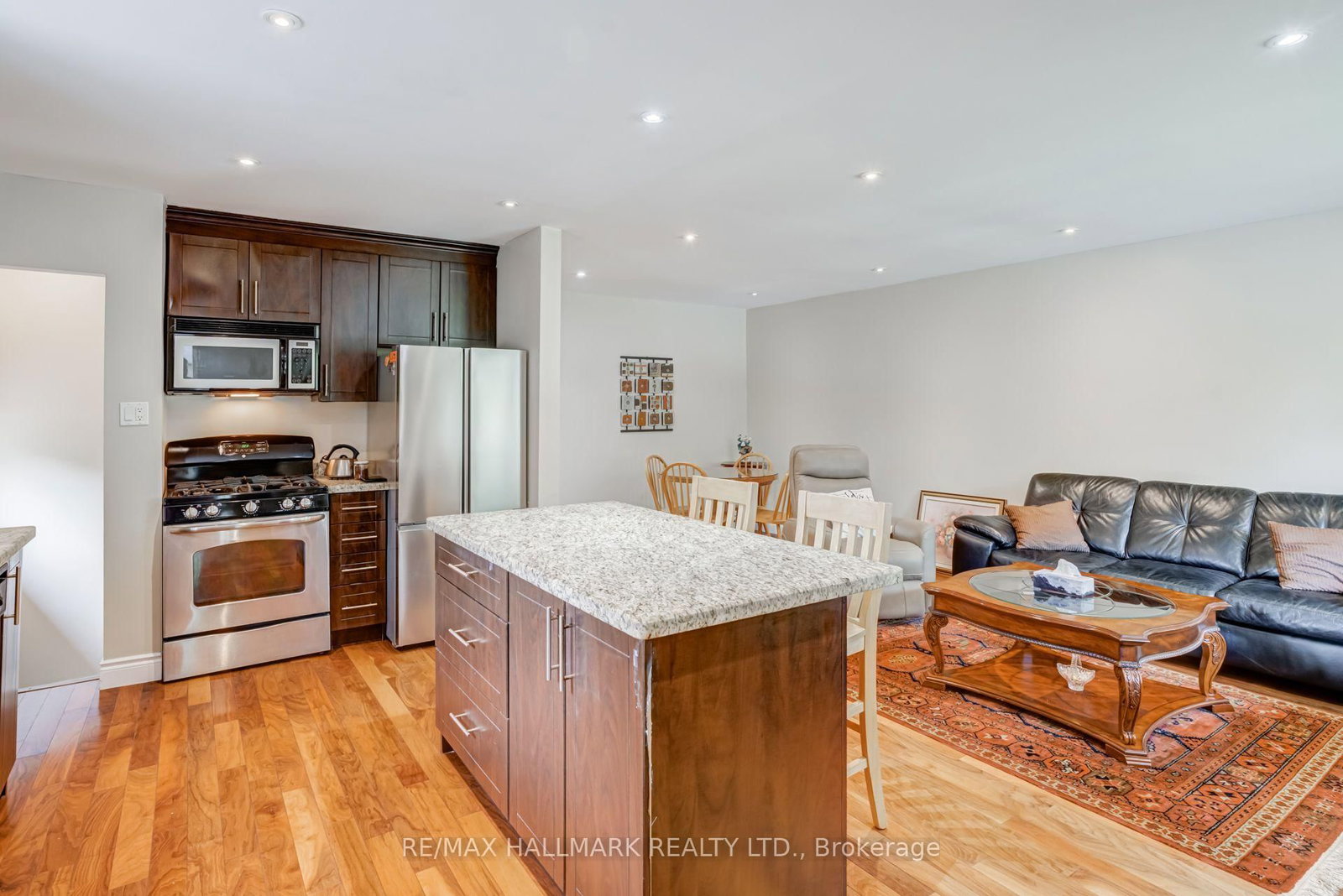 1218 Grange Road • Oakville, ON photo 10
