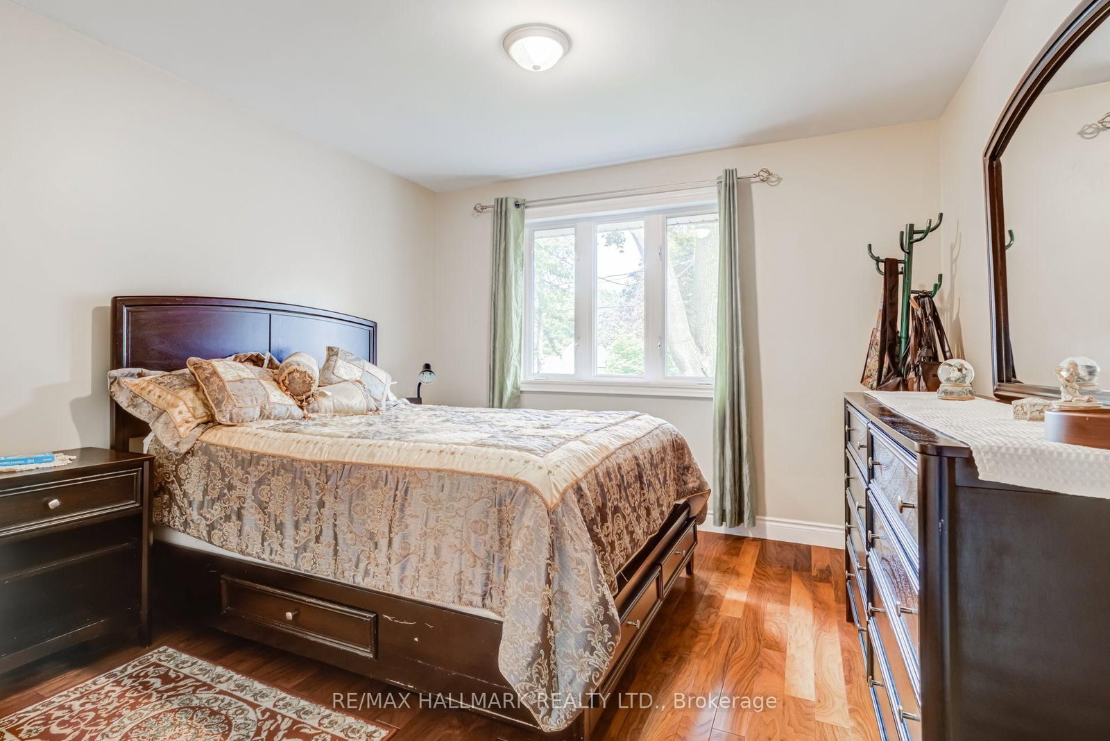 1218 Grange Road • Oakville, ON photo 15