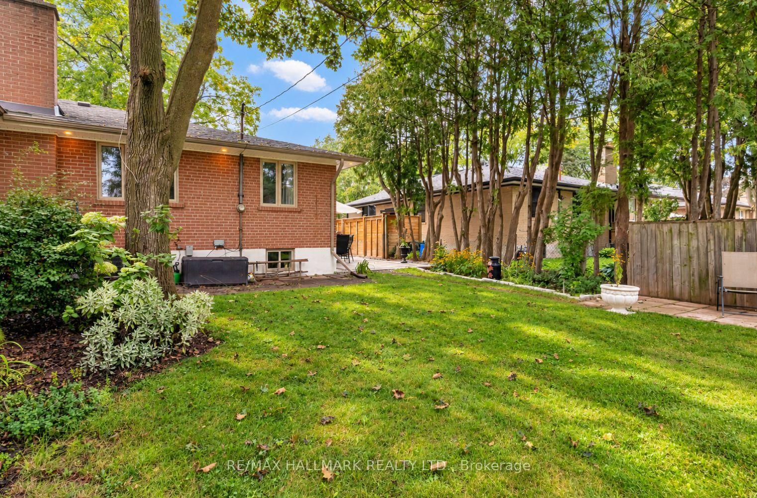 1218 Grange Road • Oakville, ON photo 36