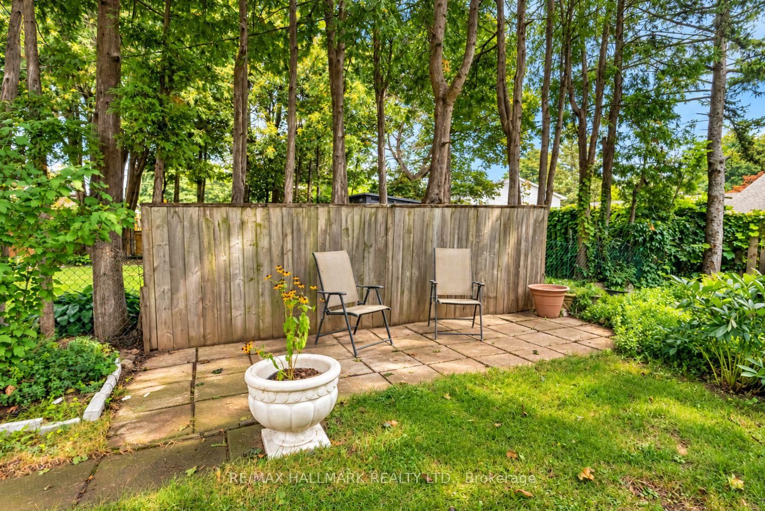 1218 Grange Road • Oakville, ON photo 38