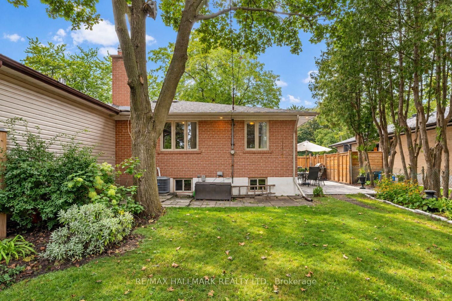 1218 Grange Road • Oakville, ON photo 41