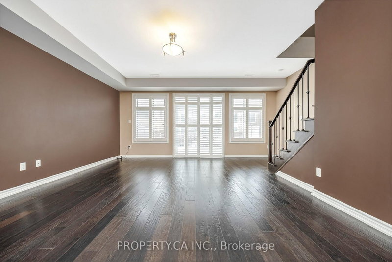 16 - 165 Hampshire Way