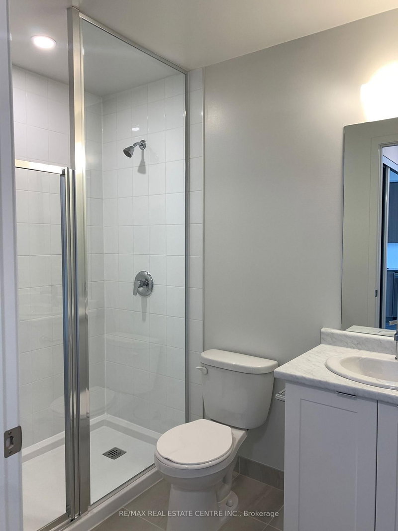 209 - 58 Sky Harbour Drive