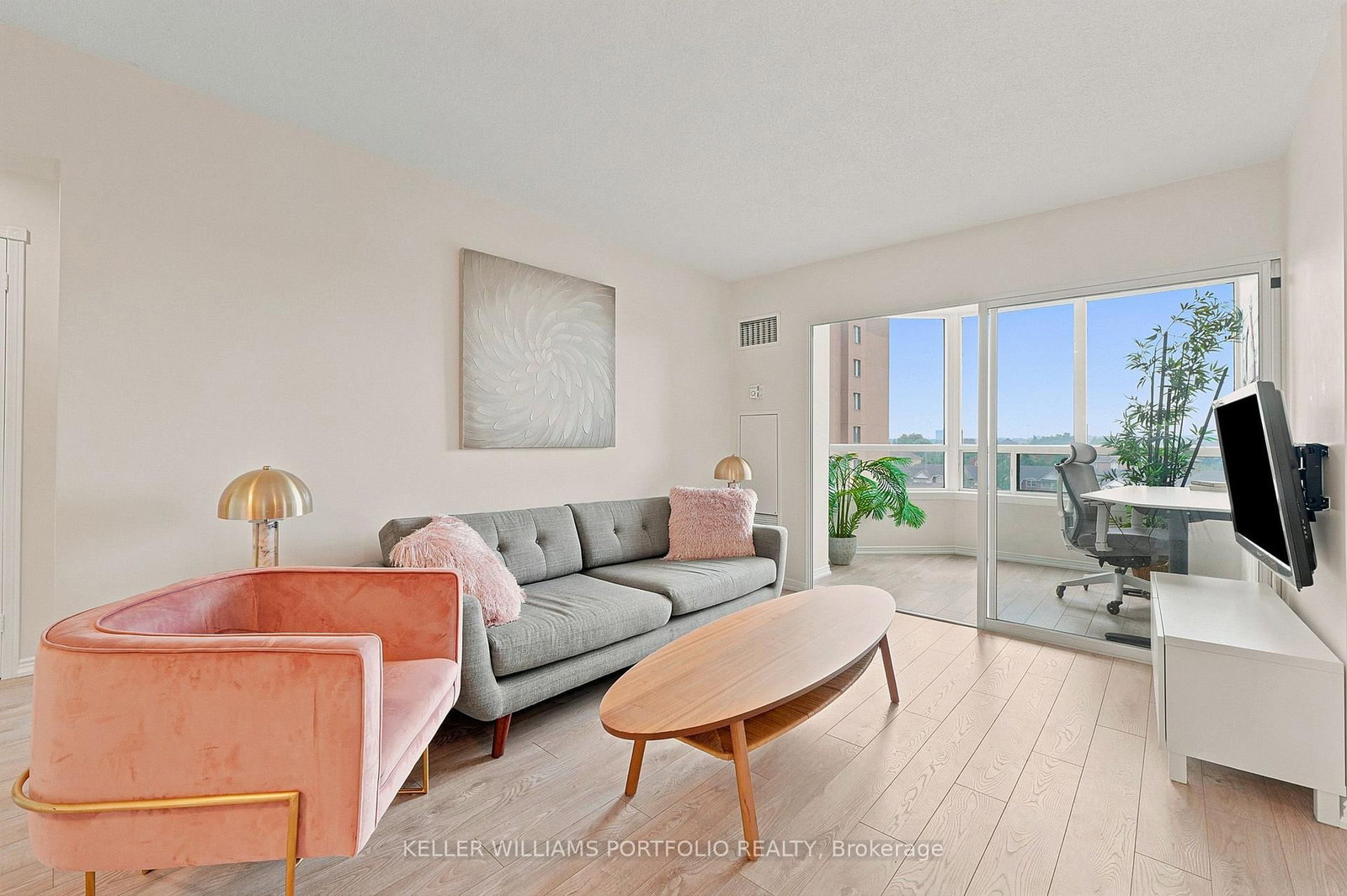 135 Hillcrest Avenue • #605 • Mississauga, ON photo 21