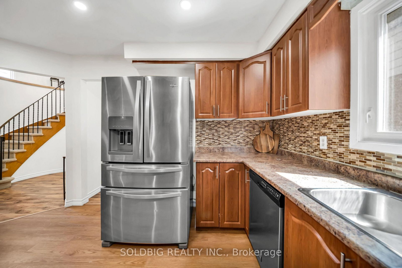 76 Banting Crescent • Brampton, ON photo 10