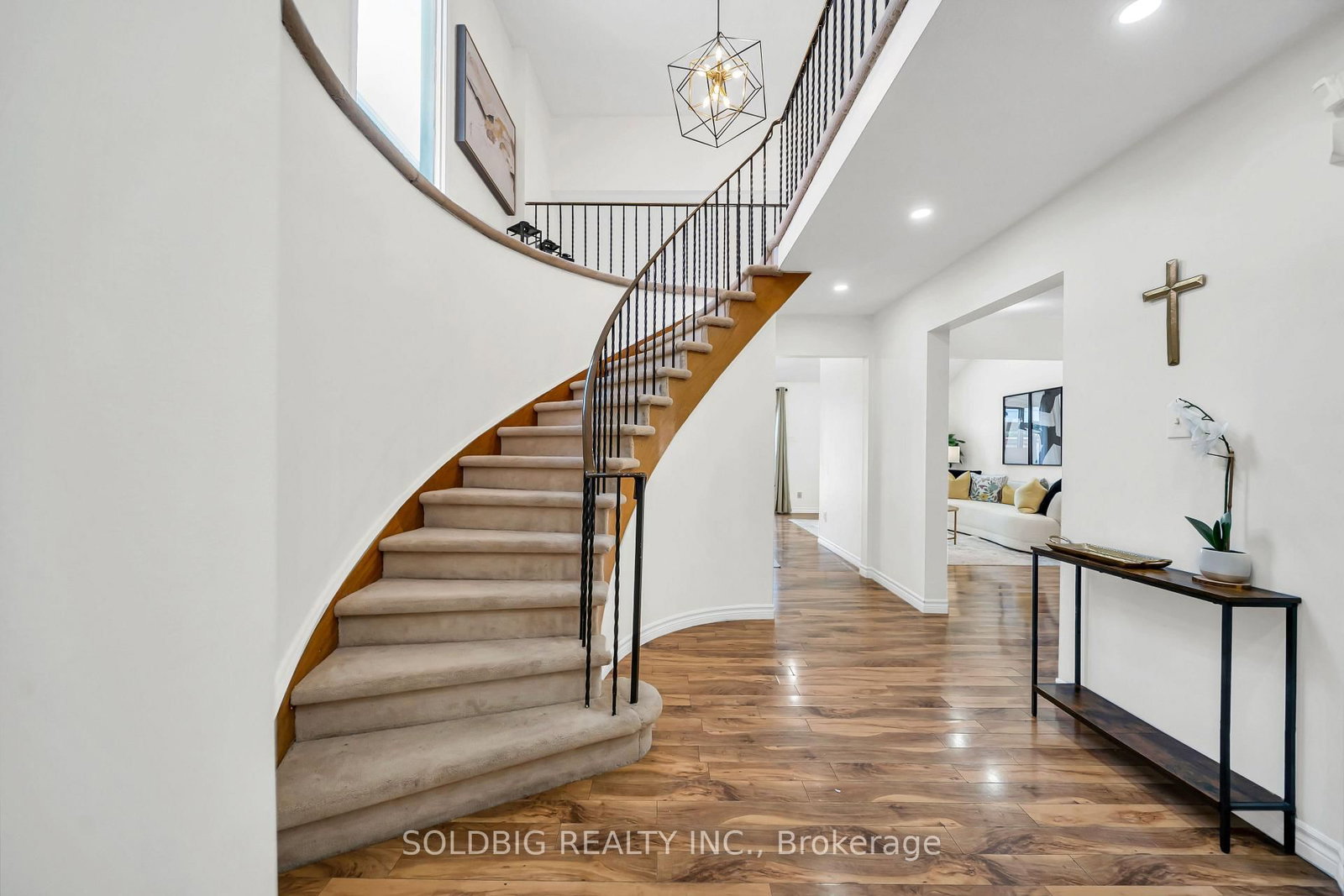 76 Banting Crescent • Brampton, ON photo 13