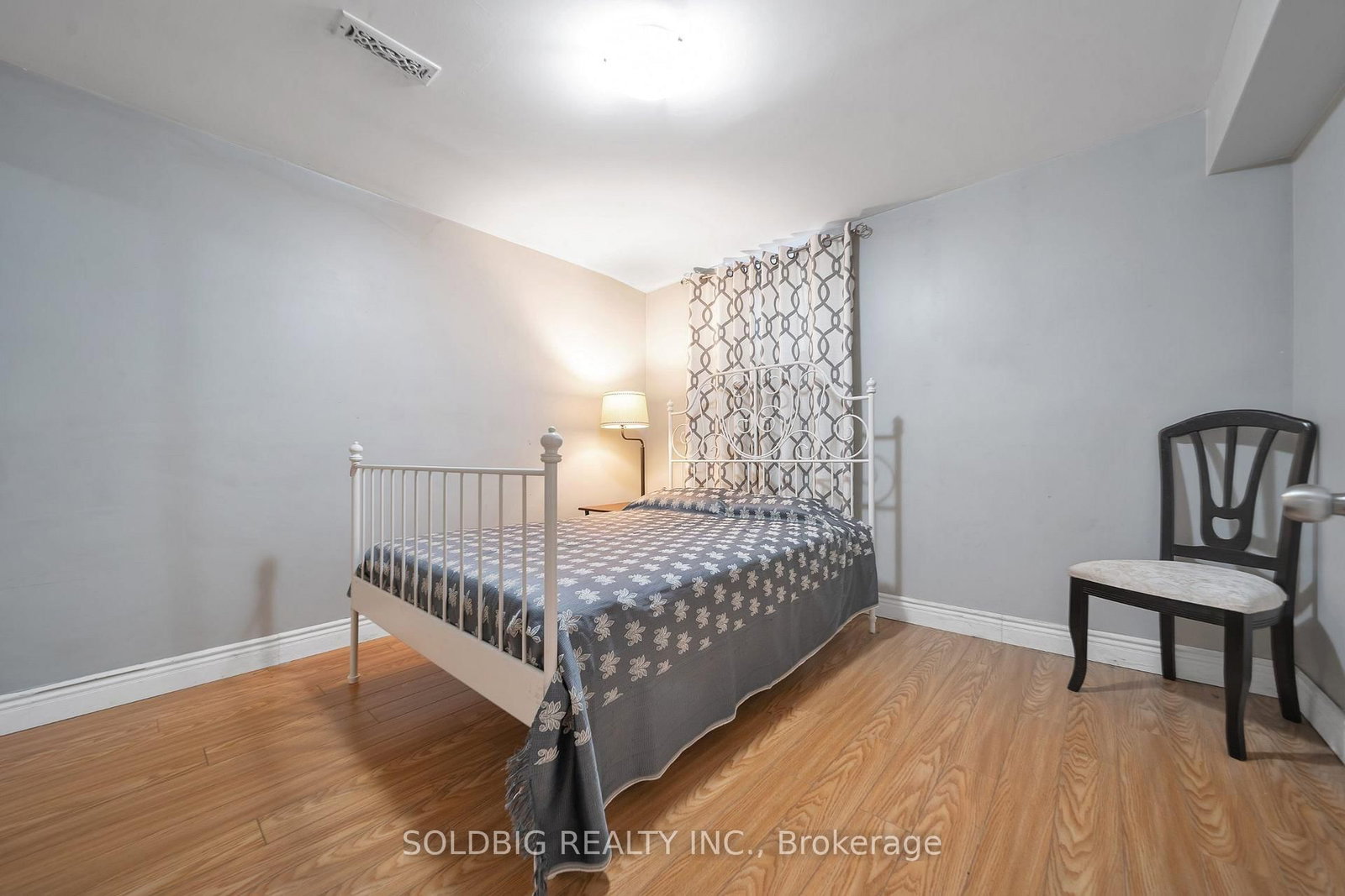 76 Banting Crescent • Brampton, ON photo 28