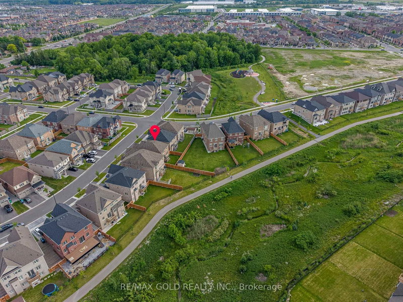 66 Puffin Crescent