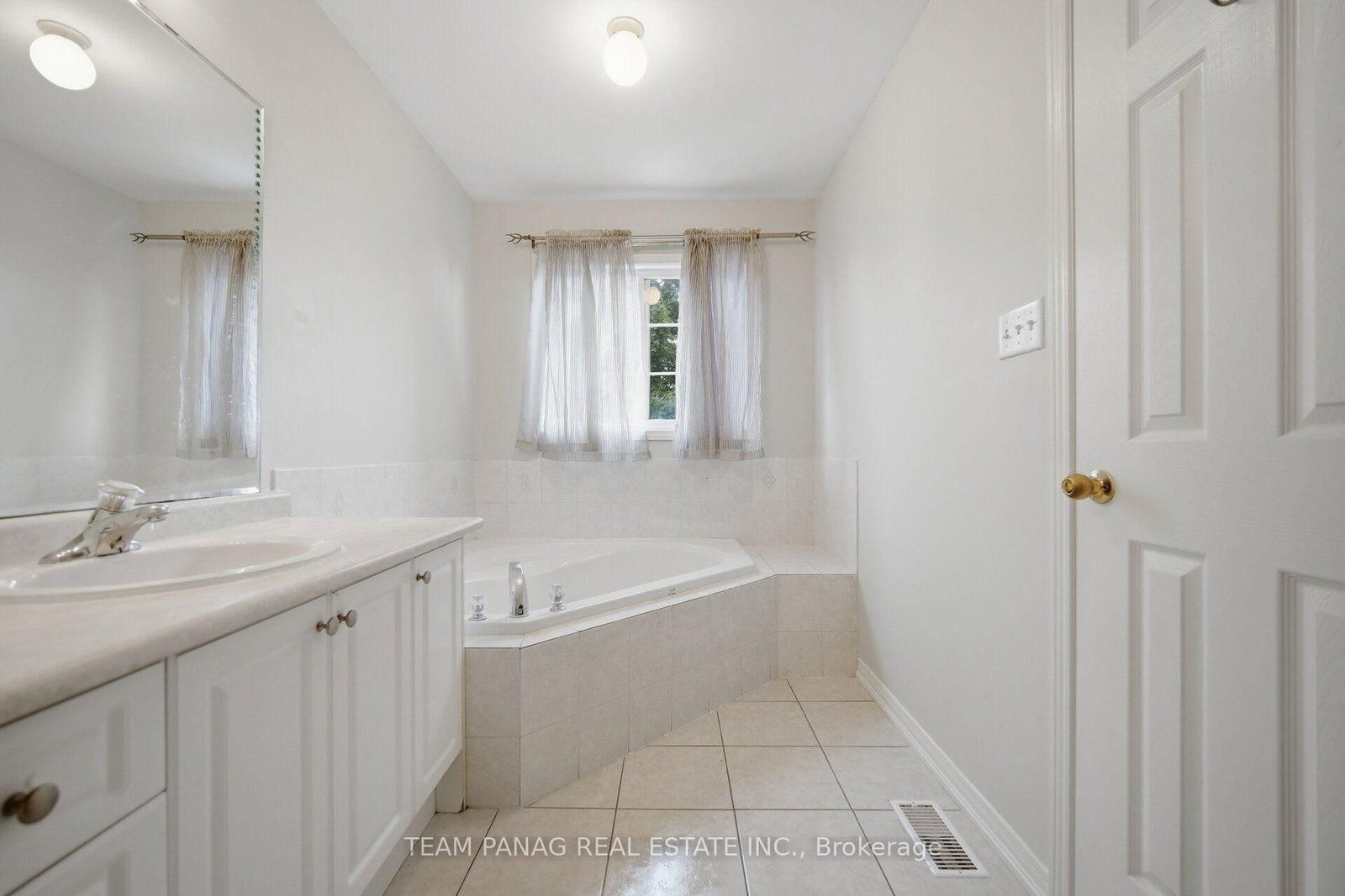 15 Revelstoke Place • Brampton, ON photo 30