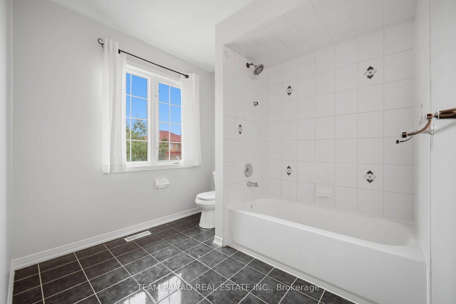 15 Revelstoke Place • Brampton, ON photo 36