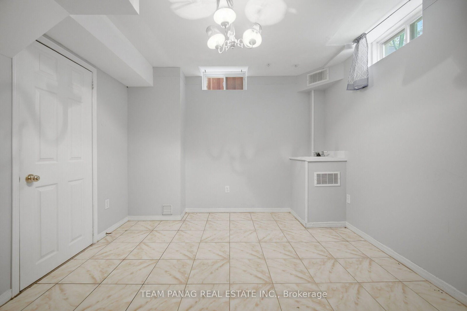 15 Revelstoke Place • Brampton, ON photo 43