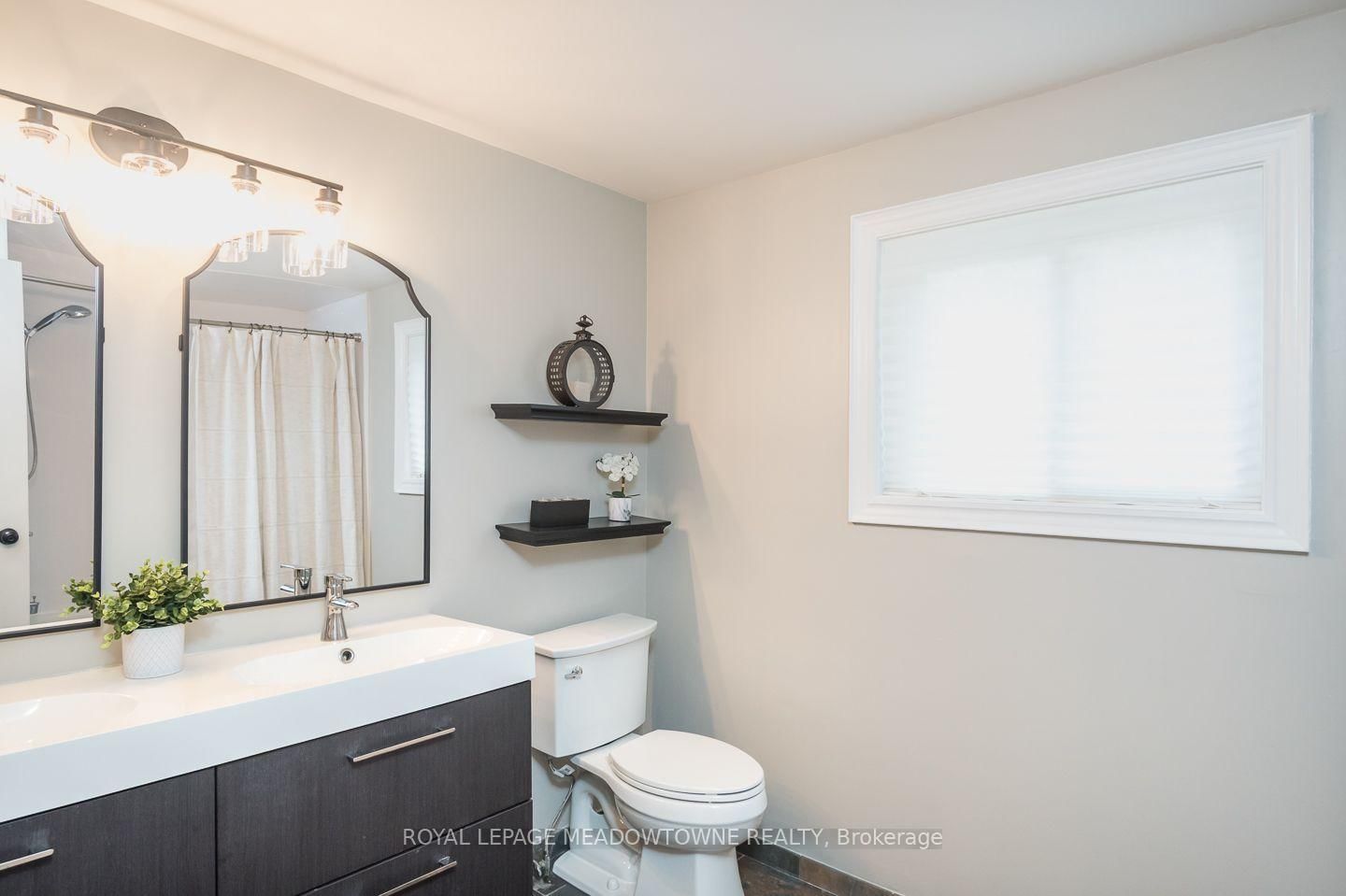 823 Laurier Avenue • Milton, ON photo 31