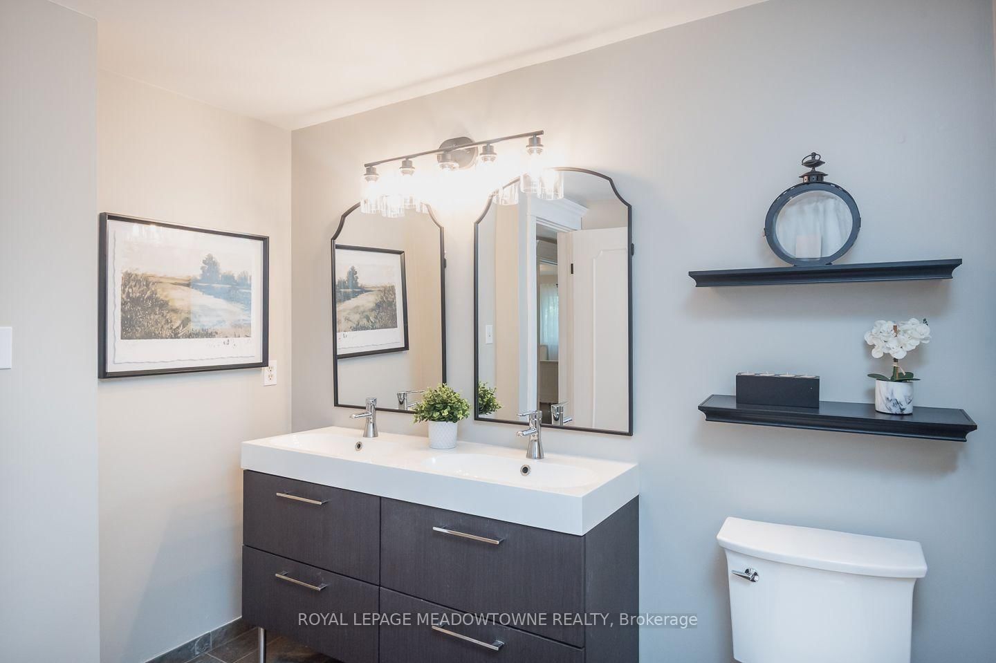 823 Laurier Avenue • Milton, ON photo 33