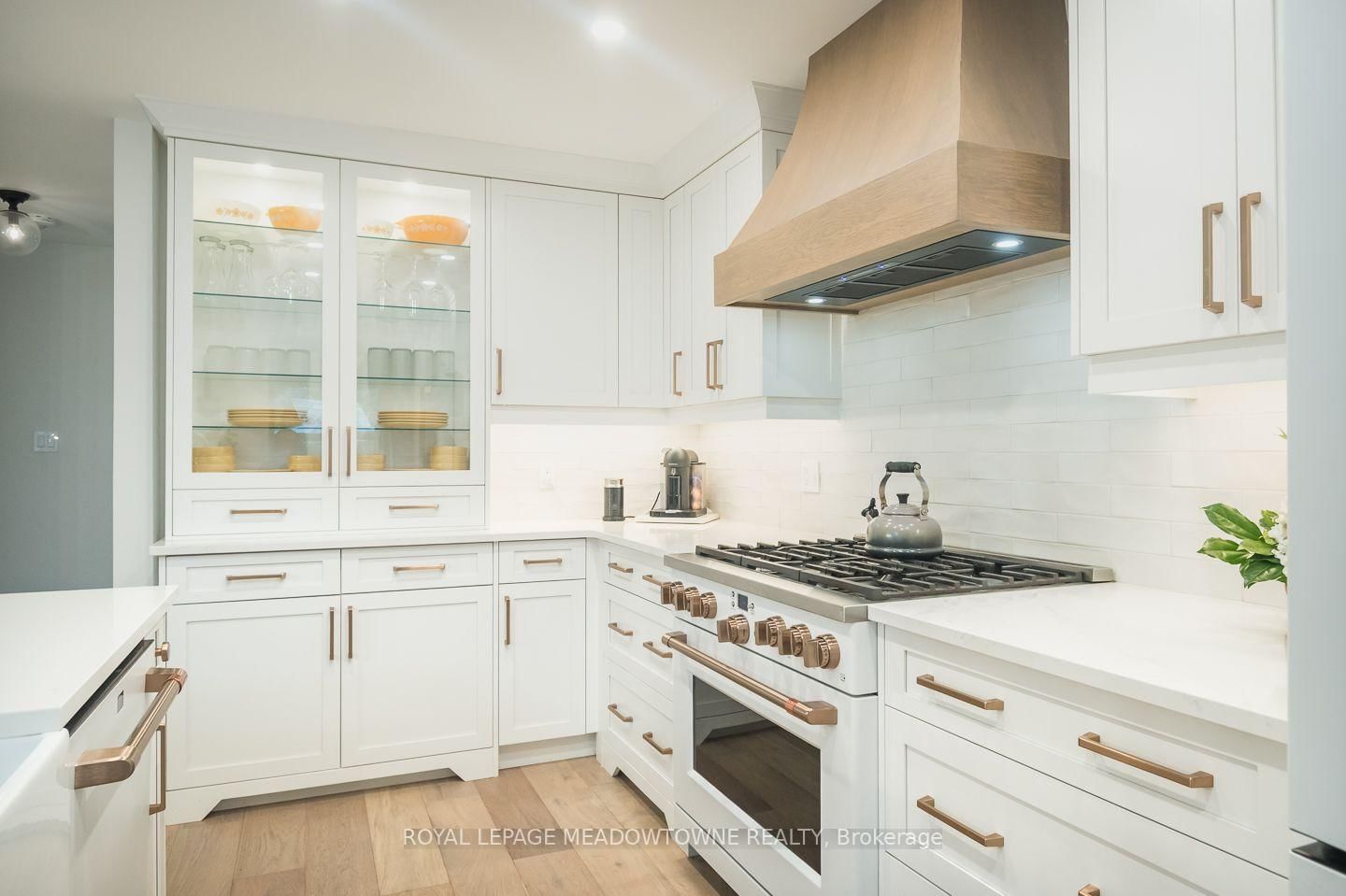 823 Laurier Avenue • Milton, ON photo 8