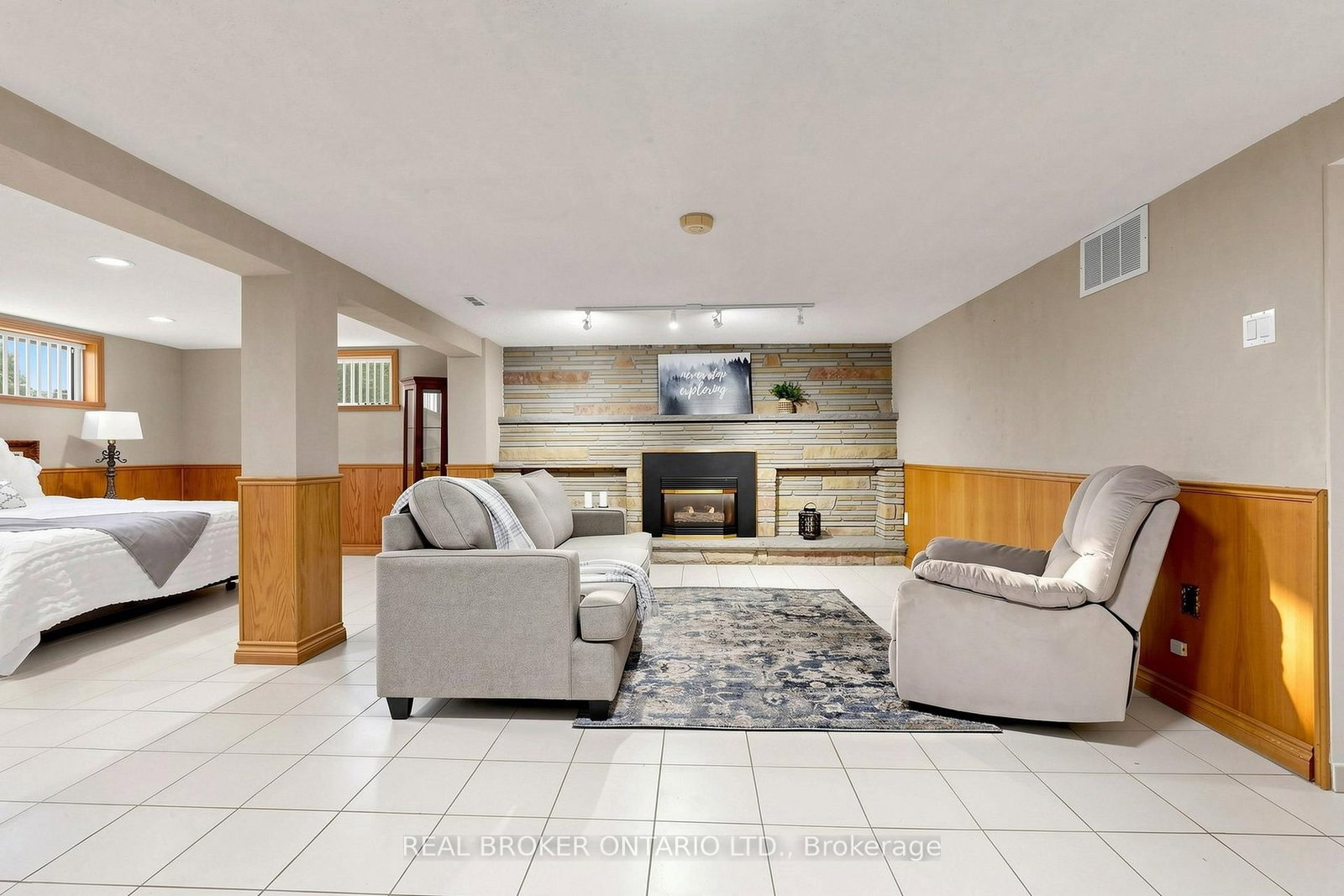 2 Dorking Crescent • Toronto, ON photo 31