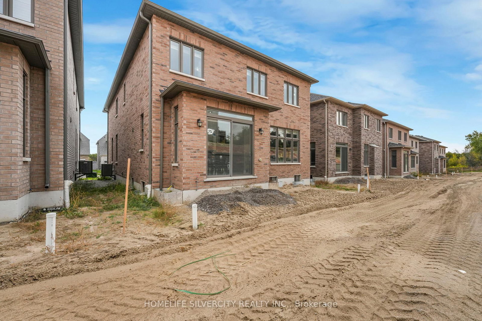 85 James Walker Avenue • Caledon, ON photo 45