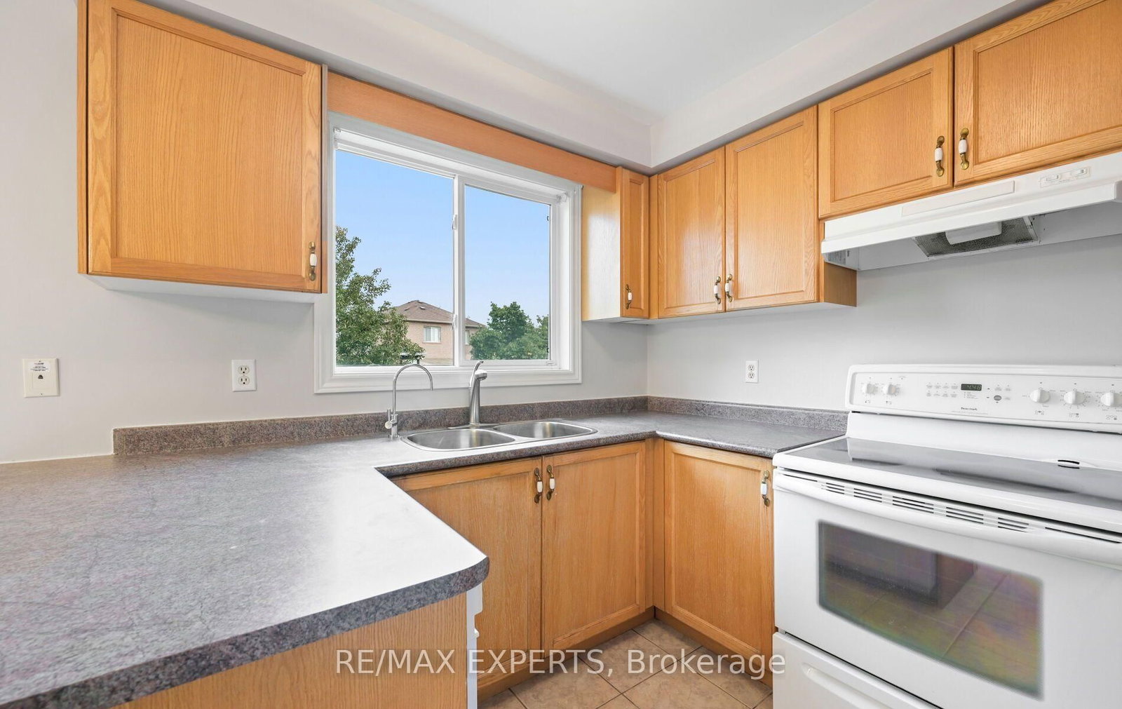 13 Paulette Way • Caledon, ON photo 16