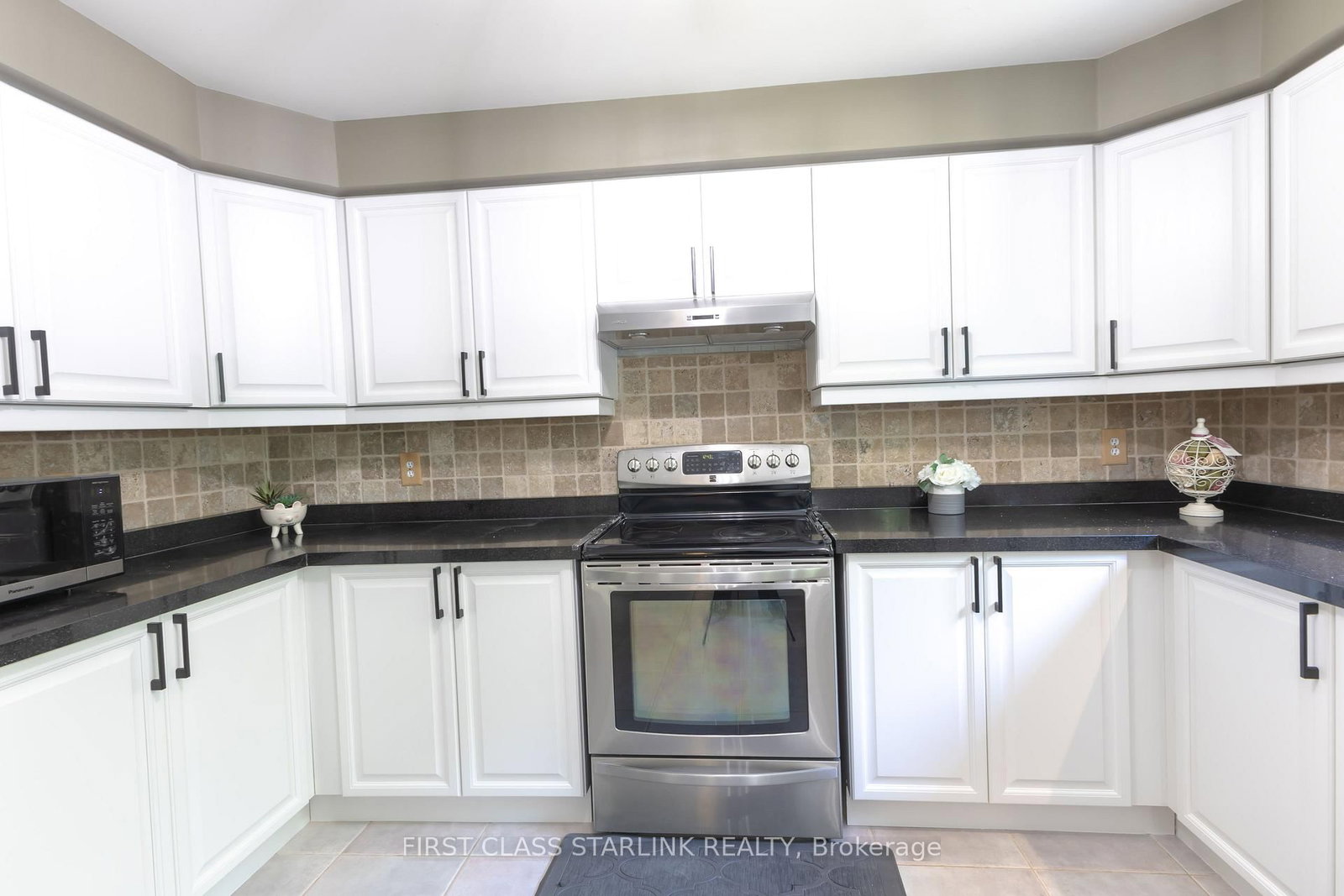 5467 Planters Wood Court • Mississauga, ON photo 18