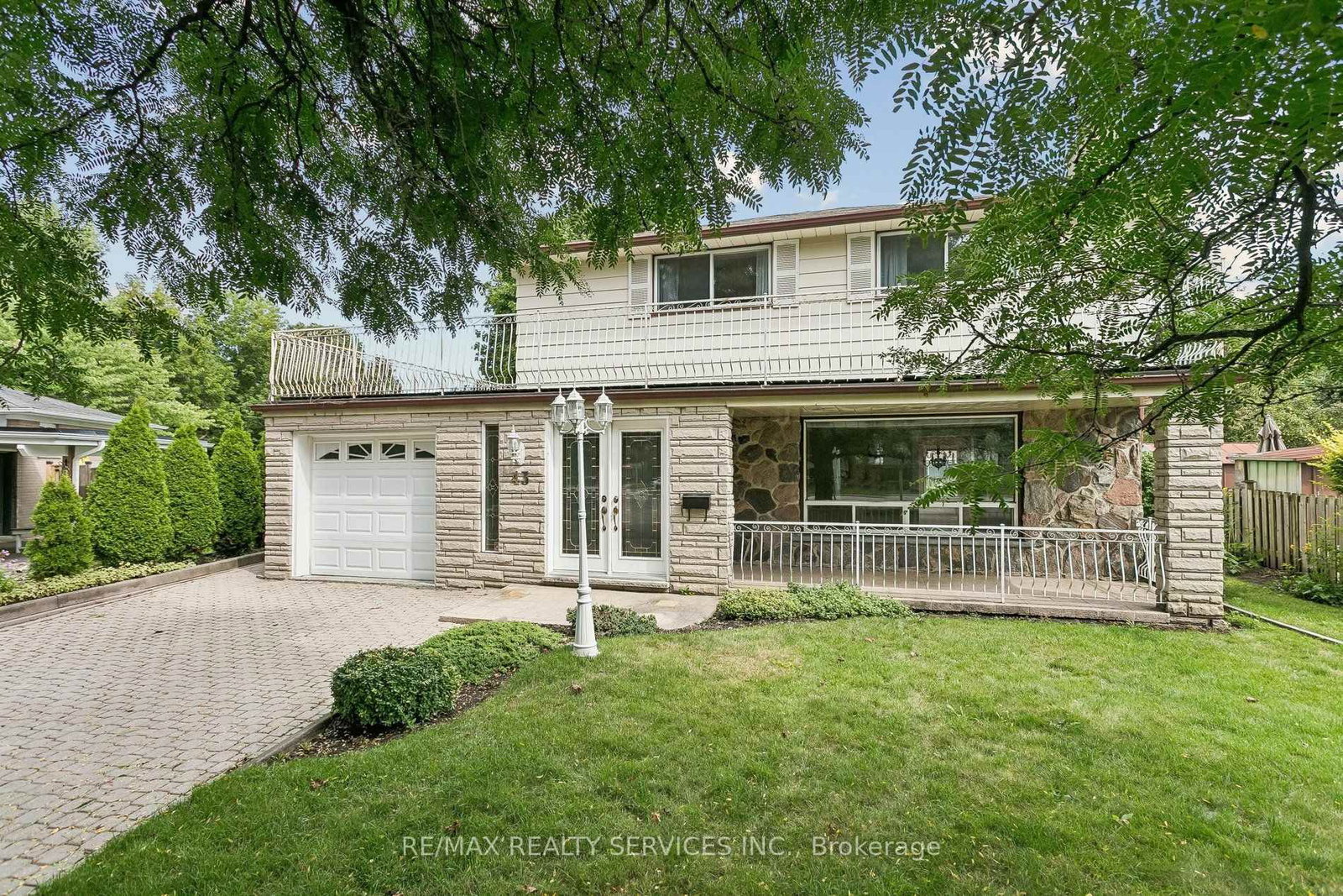 43 Allendale Road • Brampton, ON photo 3