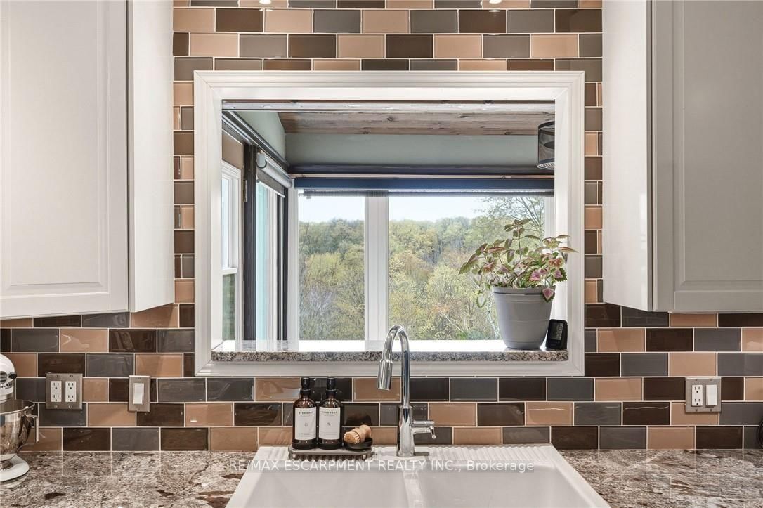 5258 Cedar Springs Road • Burlington, ON photo 10