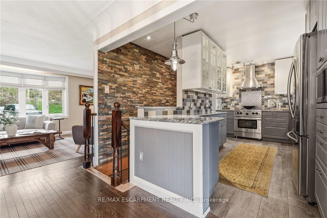 5258 Cedar Springs Road • Burlington, ON photo 8