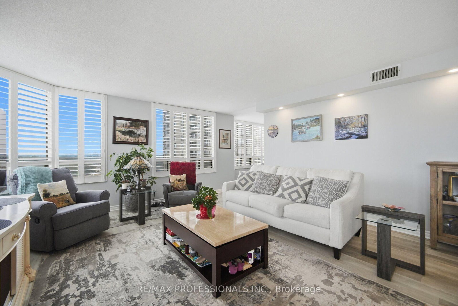 1 Aberfoyle Crescent • #1411 • Toronto, ON photo 21