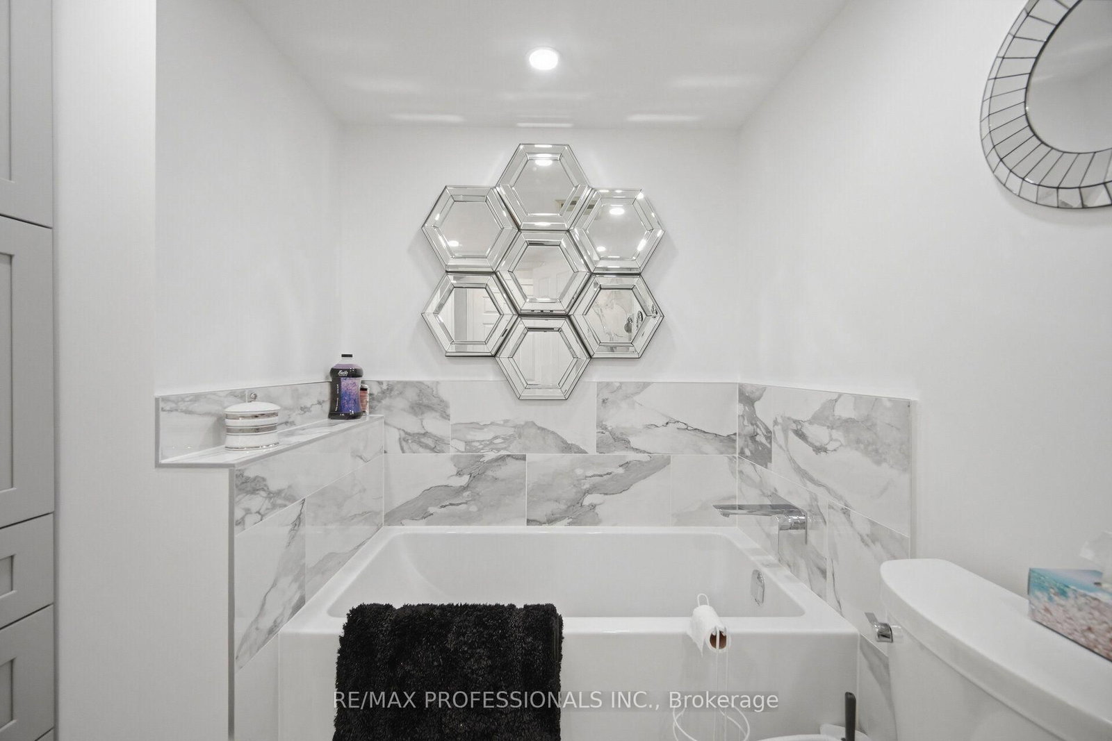1 Aberfoyle Crescent • #1411 • Toronto, ON photo 38