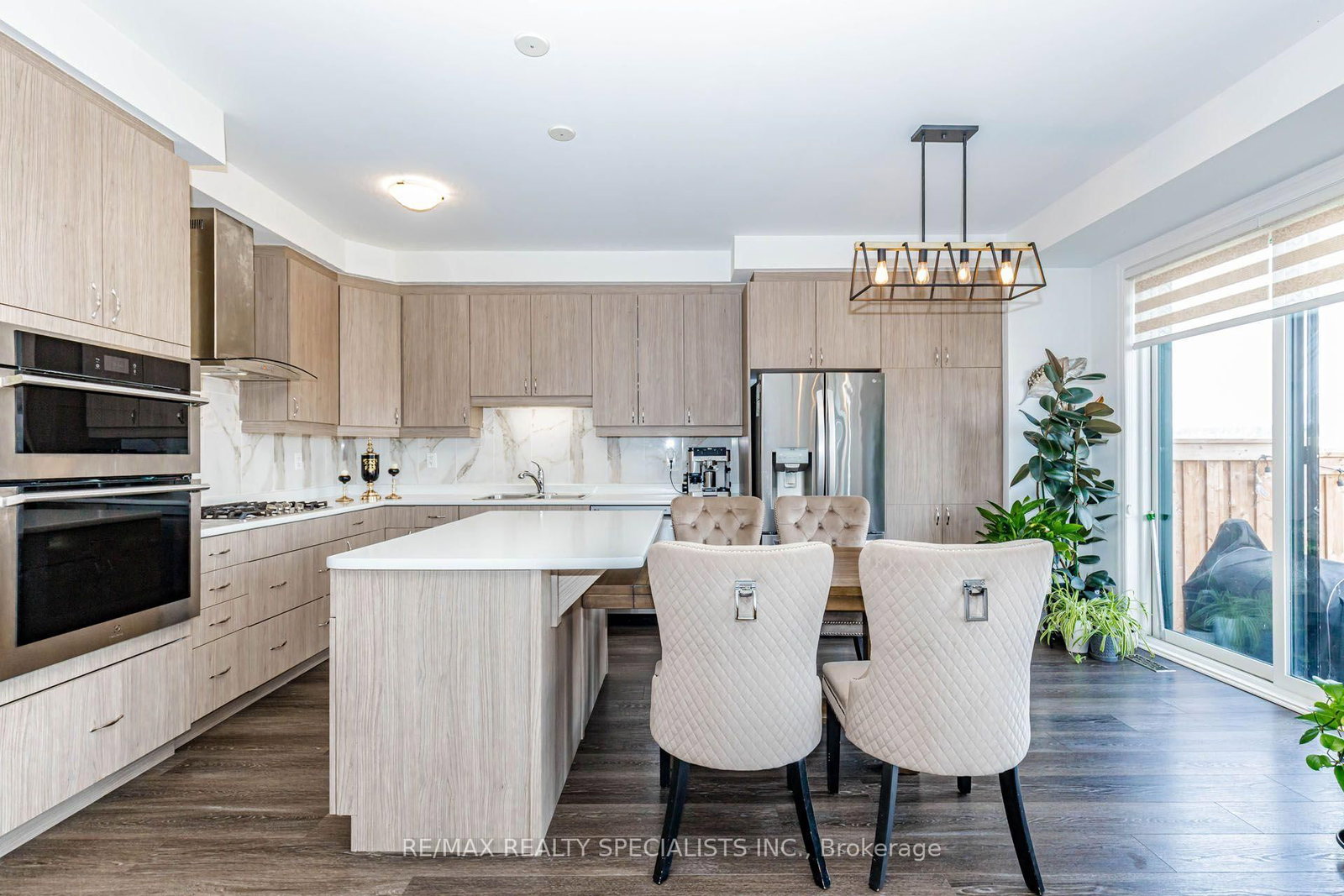 455 Gordon Krantz Avenue • Milton, ON photo 10
