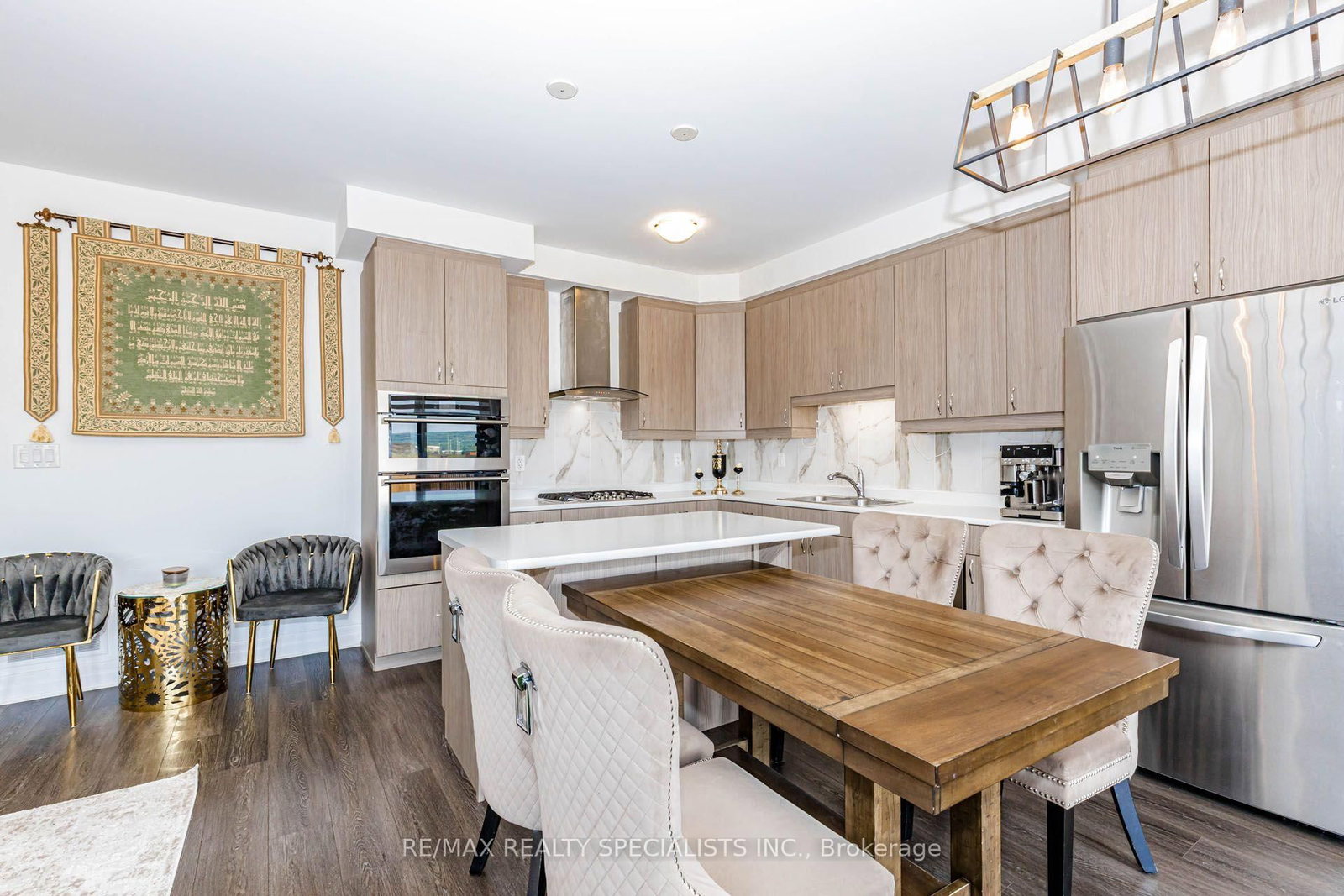 455 Gordon Krantz Avenue • Milton, ON photo 12