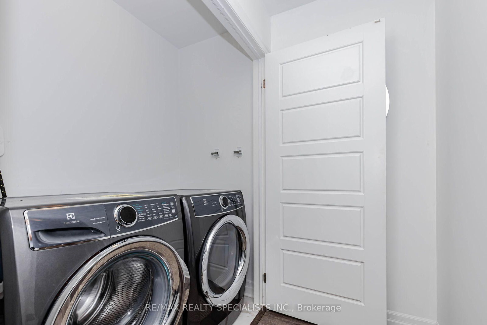 455 Gordon Krantz Avenue • Milton, ON photo 35