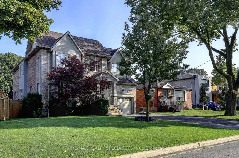 7 Fairlin Drive