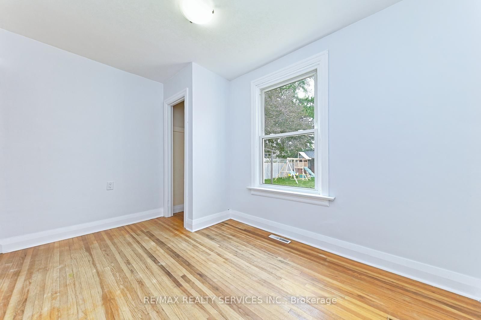 54 Woodward Avenue • Brampton, ON photo 25