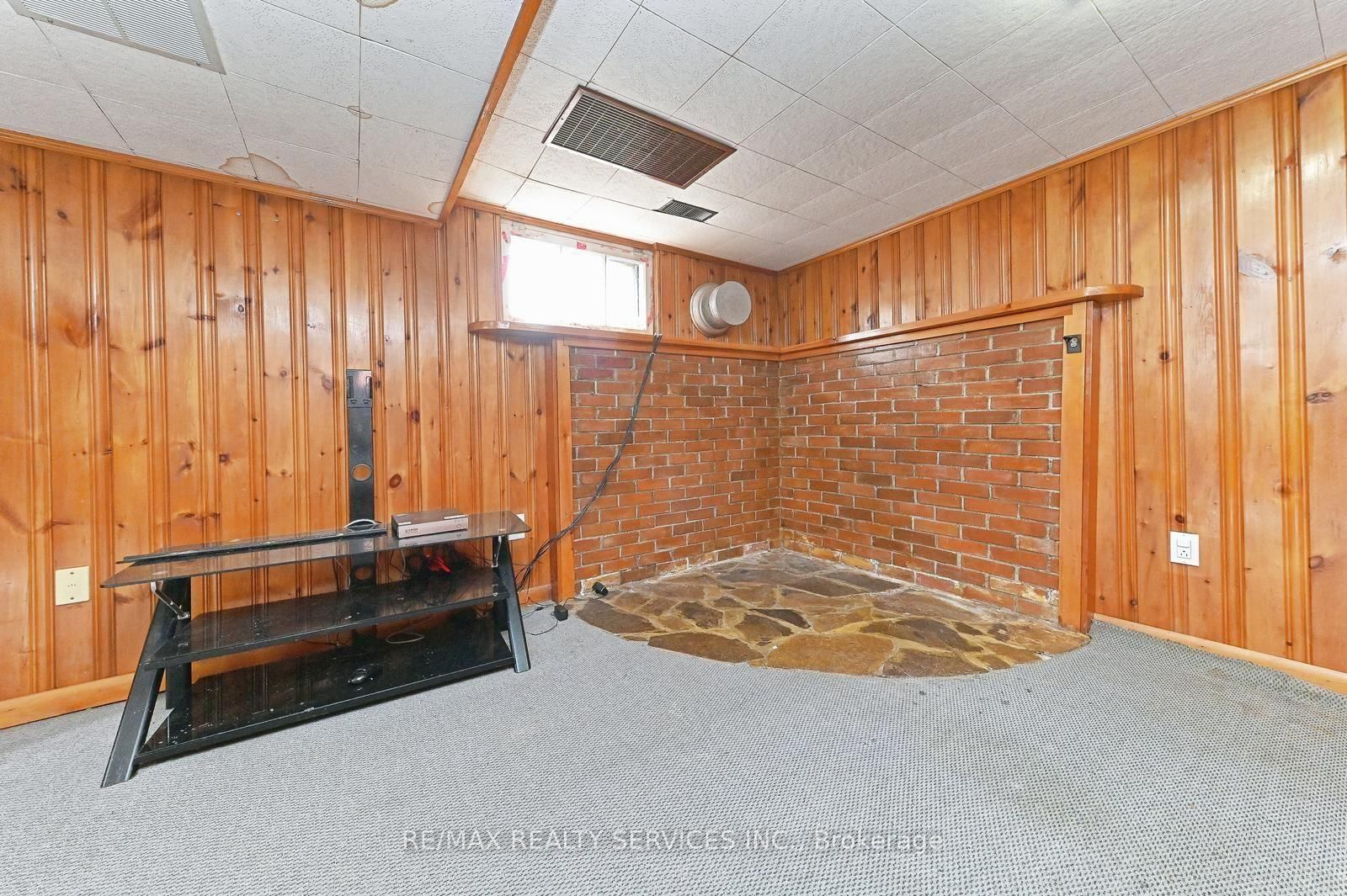 54 Woodward Avenue • Brampton, ON photo 34